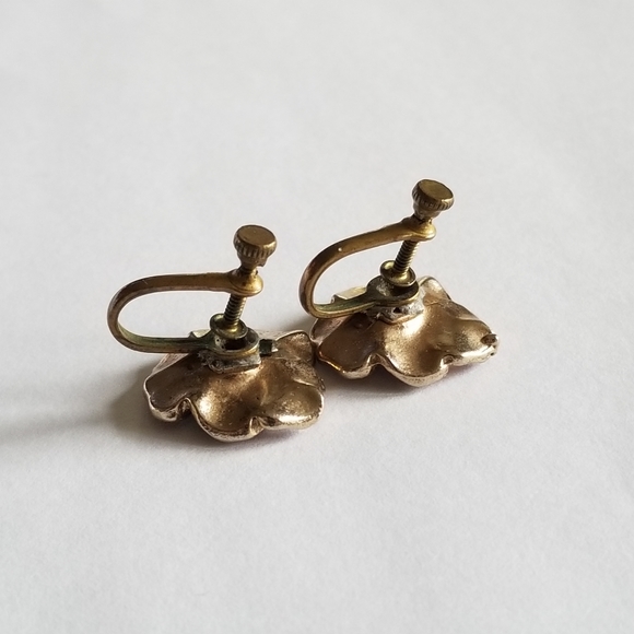 Relisted -Vintage pansy earrings enamel flower floral gold tone red maroon - Picture 4 of 11